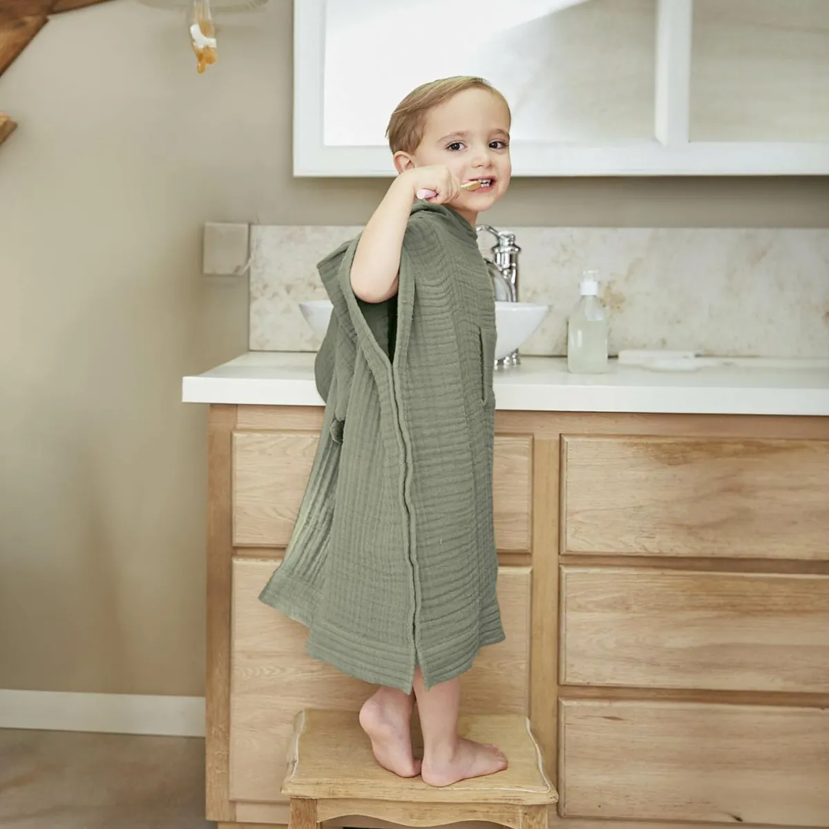 EMINZA Poncho de bain enfant gaze de coton 2/5 ans Gaïa Vert romarin New