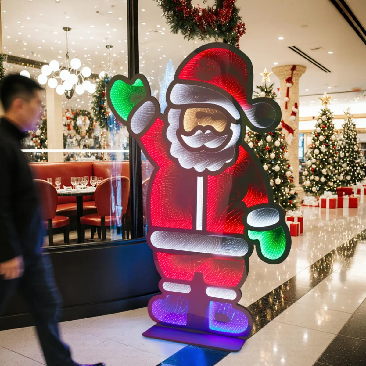 KOOPMAN Père Noël lumineux Géant 1083 LED (H180 cm) Infinity Multicolore Discount