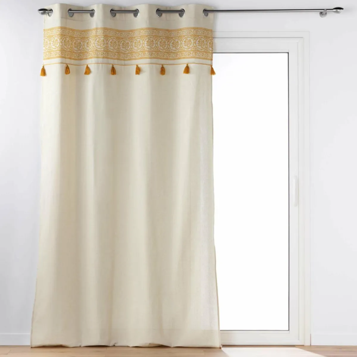 DOUCEUR D'INTERIEUR Rideau oeillets pompons (140 x 240 cm) Isalina Jaune Outlet