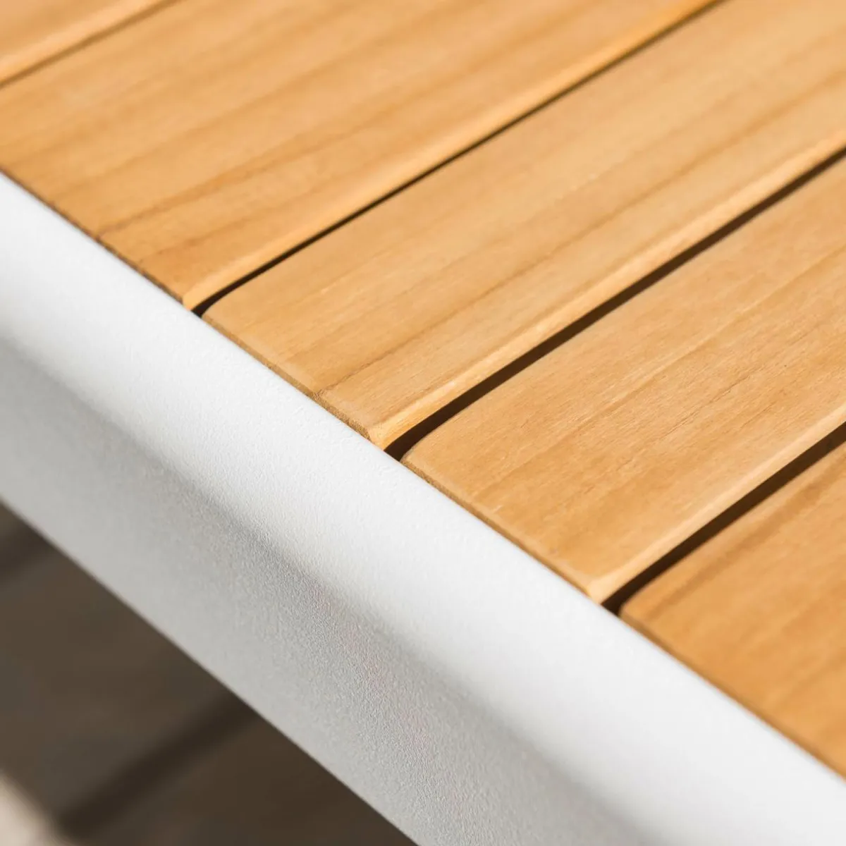 MOBELLIA Salon de jardin aluminium et bois teck 5 places Bali et gris clair Blanc Outlet
