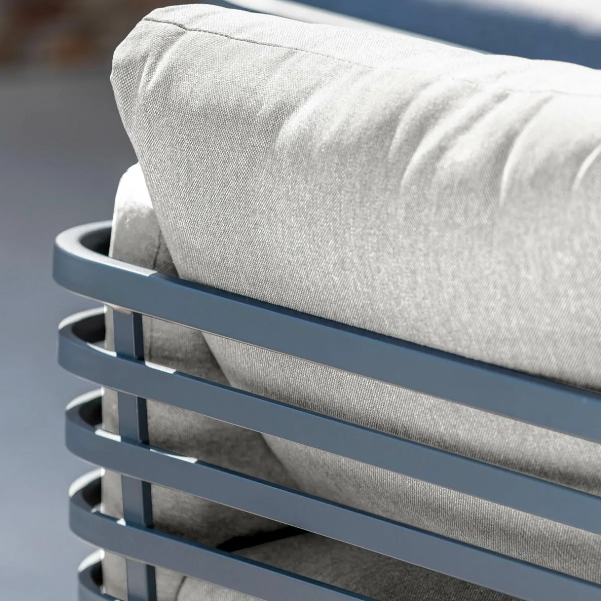 MOBELLIA Salon de jardin aluminium 4 places 5 pcs Monte Carlo Gris anthracite et gris clair Anthracite - Gris Clair Clearance