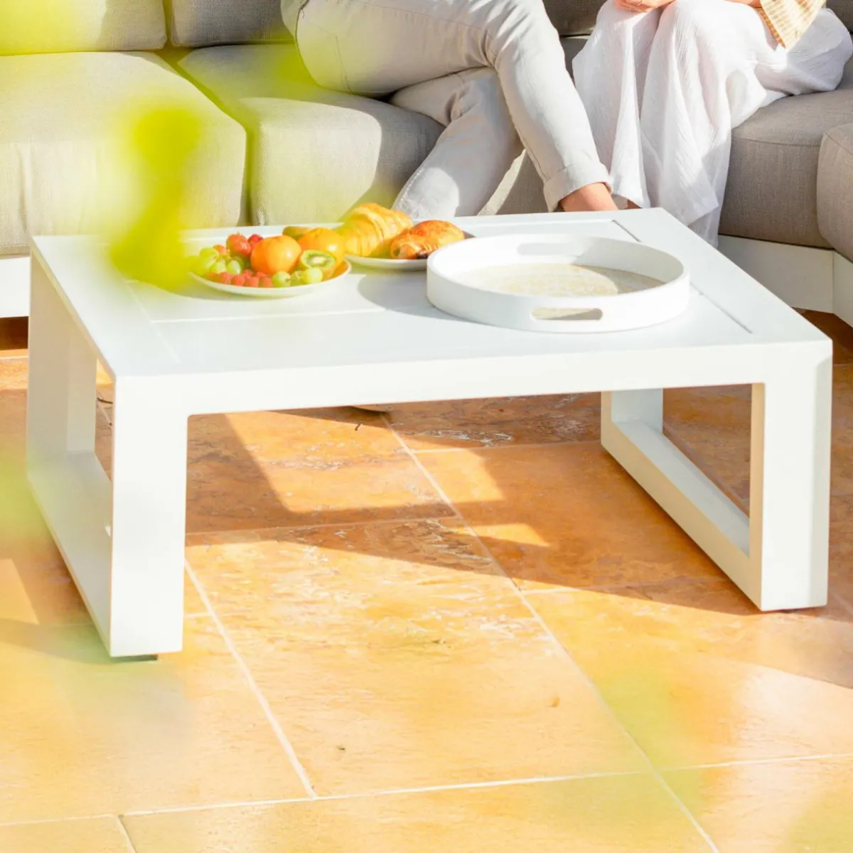 MOBELLIA Salon de jardin d'angle aluminium 5 places Elba Blanc et taupe Blanc - Taupe Discount
