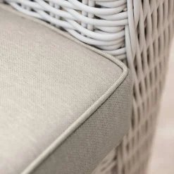 MOBELLIA Salon de jardin en résine tressée 5 places 4 pcs Calvi Blanc et taupe Tressé Blanc - Taupe Clearance