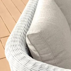 MOBELLIA Salon de jardin en résine tressée 4 places 4 pcs Calvi Blanc et taupe Tressé Blanc - Taupe Discount