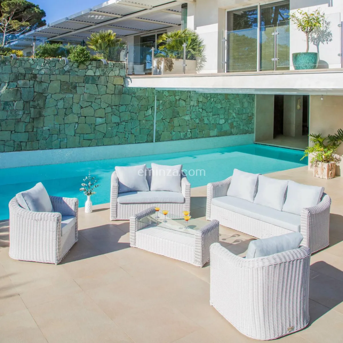 MOBELLIA Salon de jardin en résine tressée 7 places 5 pcs Calvi Blanc et gris clair Tressé Blanc - Gris clair Sale