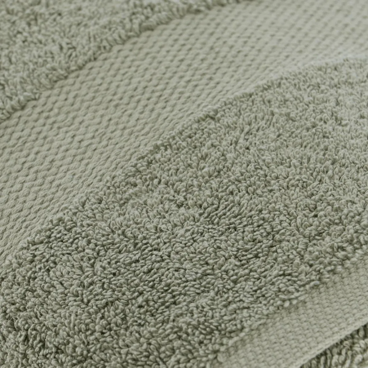 TENDANCE Serviette de bain coton (90 x 150 cm) Timeless Vert kaki Outlet