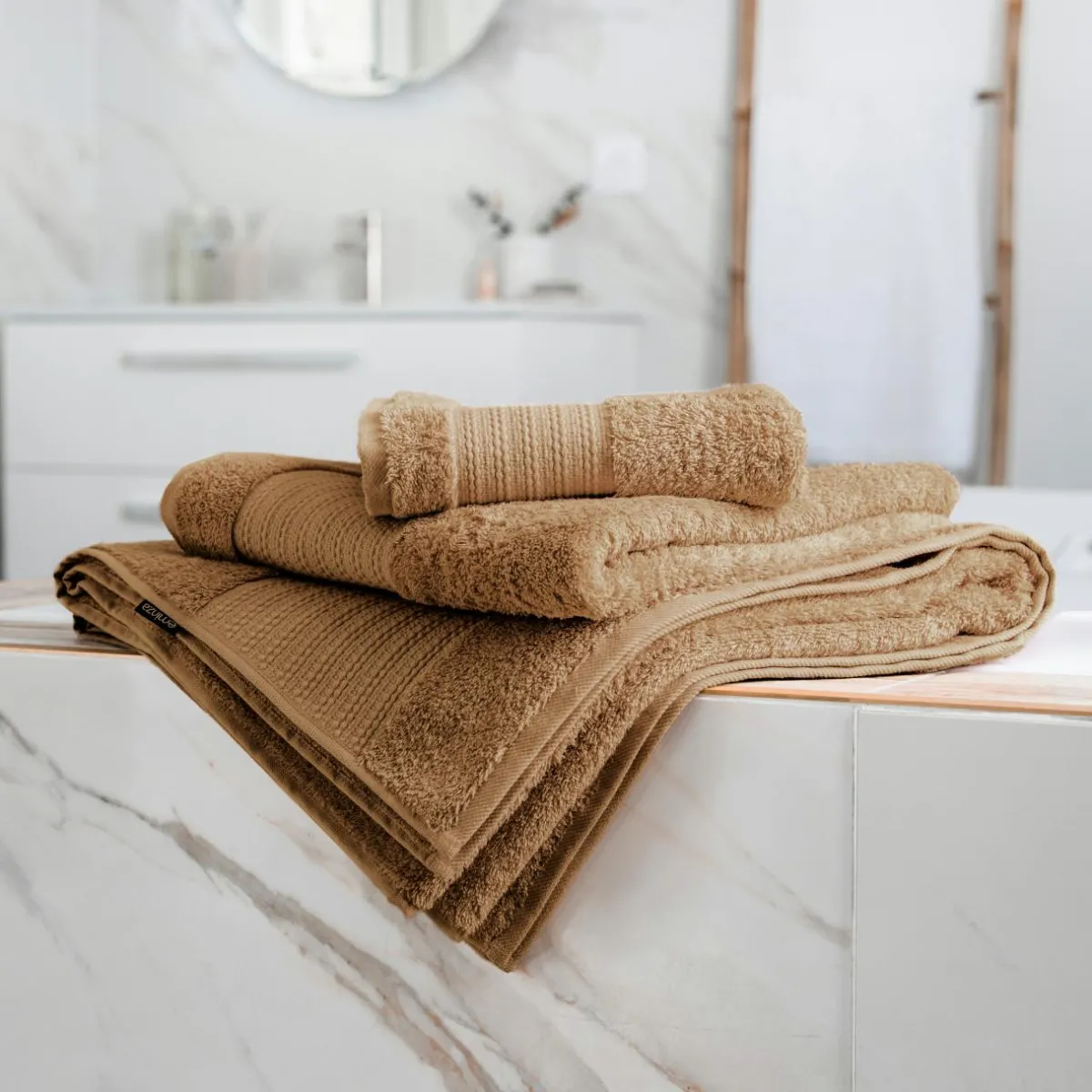 EMINZA Serviette de bain coton bio (90 x 150 cm) Méline Camel Discount