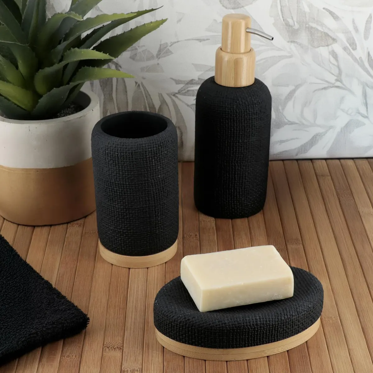 TENDANCE Set d'accessoires salle de bain effet Maille Noir Clearance