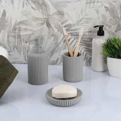 TENDANCE Set d'accessoires salle de bain résine Strié Gris clair Outlet