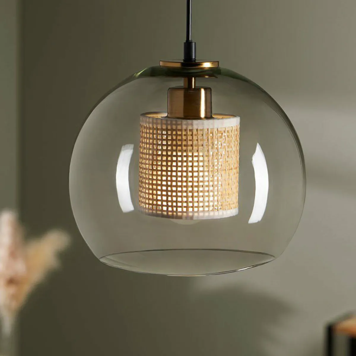 OSTARIA Suspension lumineuse en verre et cannage (D25 cm) Lucéa Beige Transparent Hot