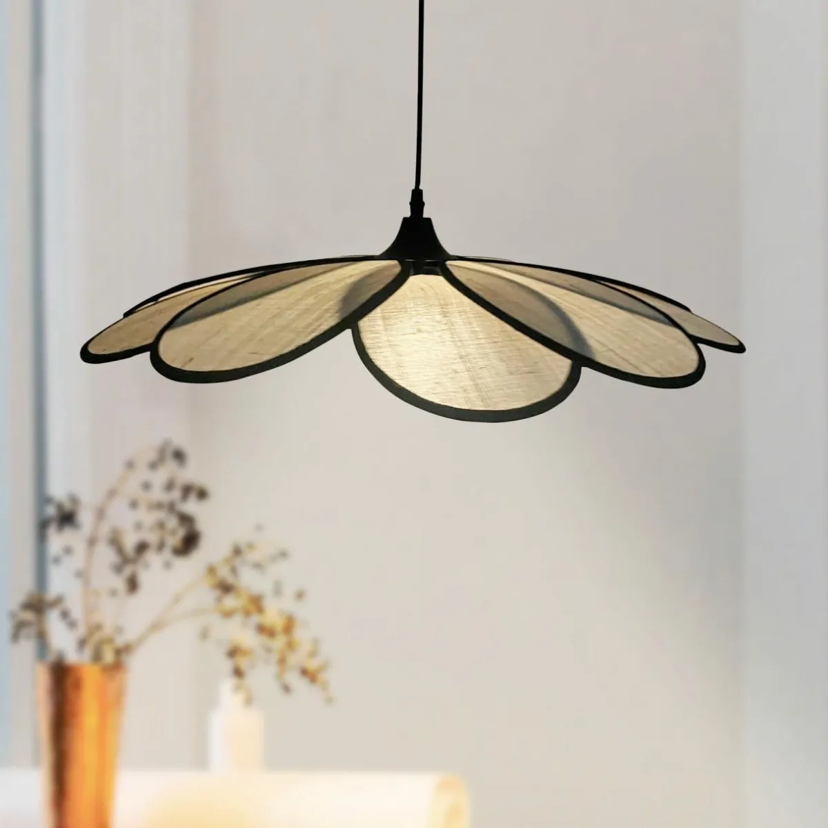 EMINZA Suspension lumineuse pétale en rotin (D58 cm) Segovia et beige Noir Sale