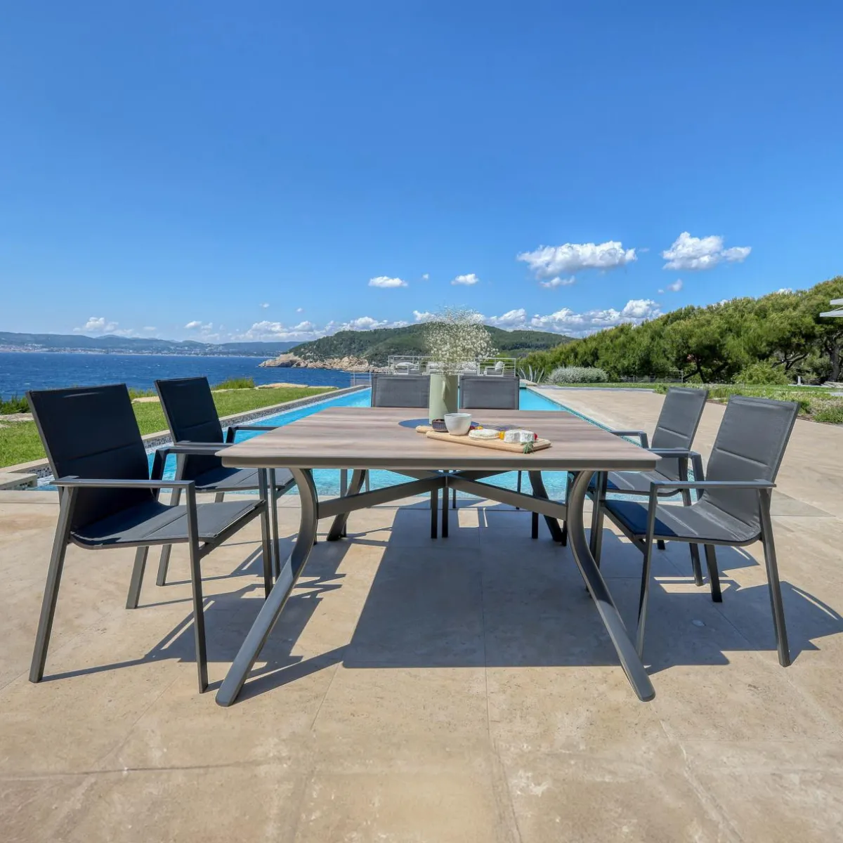 MOBELLIA Table de jardin carrée en aluminium 8 places (136 x 136 cm) Amalfi Gris Anthracite Best