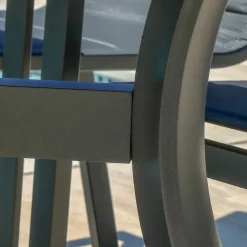 MOBELLIA Table de jardin carrée en aluminium 8 places (136 x 136 cm) Amalfi Gris Anthracite Best