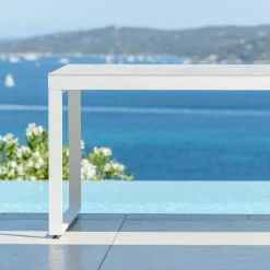 MOBELLIA Table de jardin en aluminium et céramique 8 places (180 x 90 cm) Kore Blanc et Gris clair Outlet