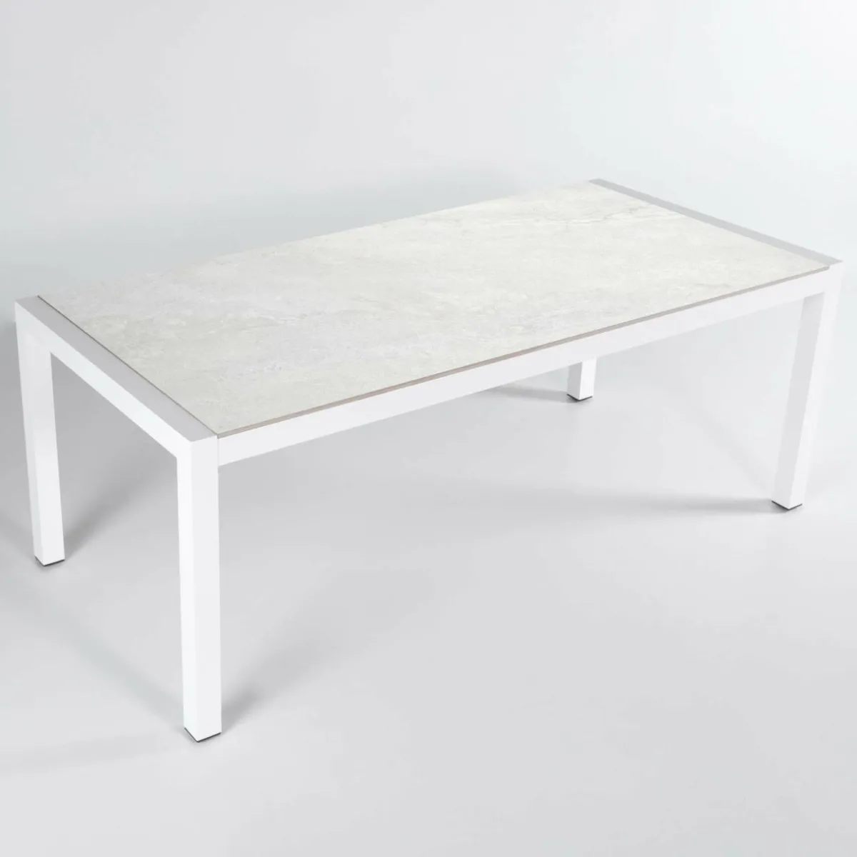 MOBELLIA Table de jardin en aluminium et céramique 6 places (150 x 75 cm) Modena Blanc