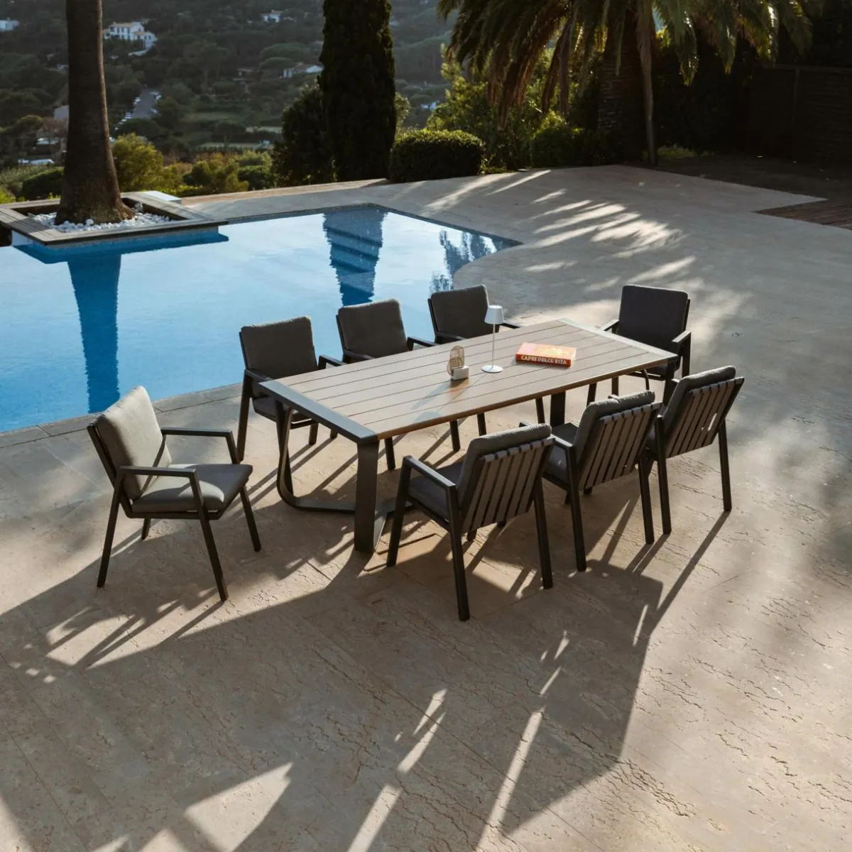 MOBELLIA Table de jardin rectangulaire en aluminium 10 places (240 x 100 cm) Long Beach Gris Anthracite Hot