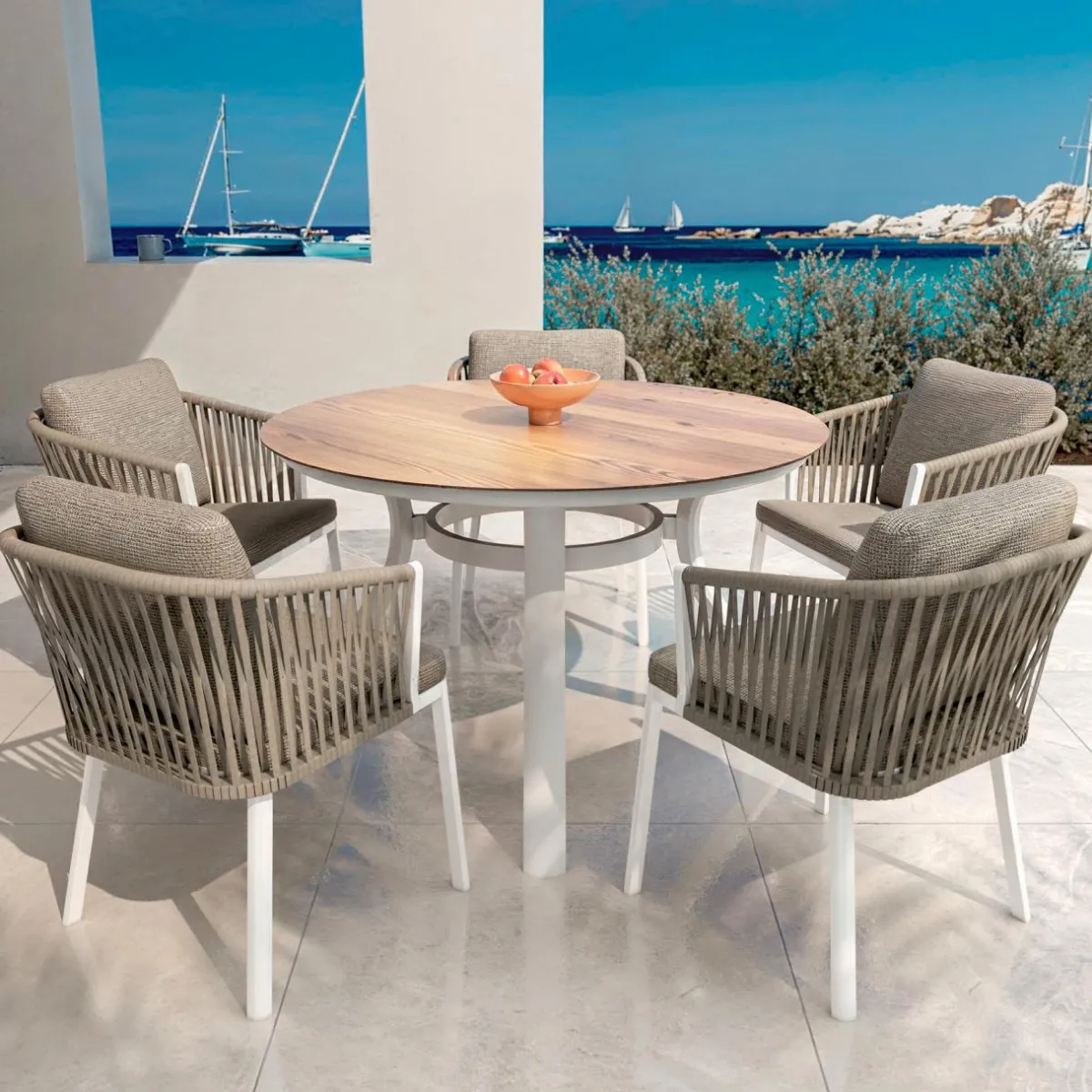 MOBELLIA Table de jardin ronde en aluminium 6 places (D120 cm) Amalfi Blanc