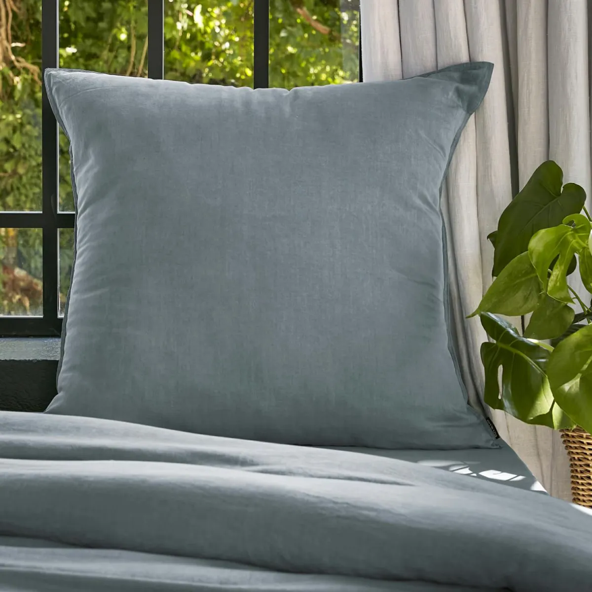 EMINZA Taie d'oreiller carrée lyocell Tencel™ lavé (80 x 80 cm) Olivia stone Bleu Online