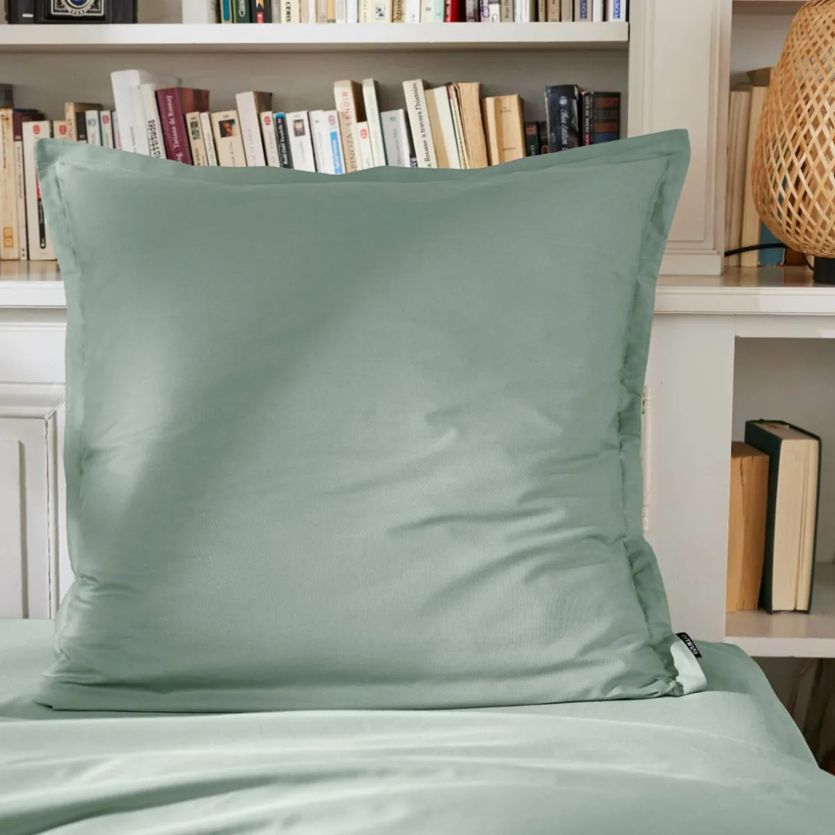 EMINZA Taie d'oreiller carrée percale de coton (65 x 65 cm) Cali Vert Eucalyptus New
