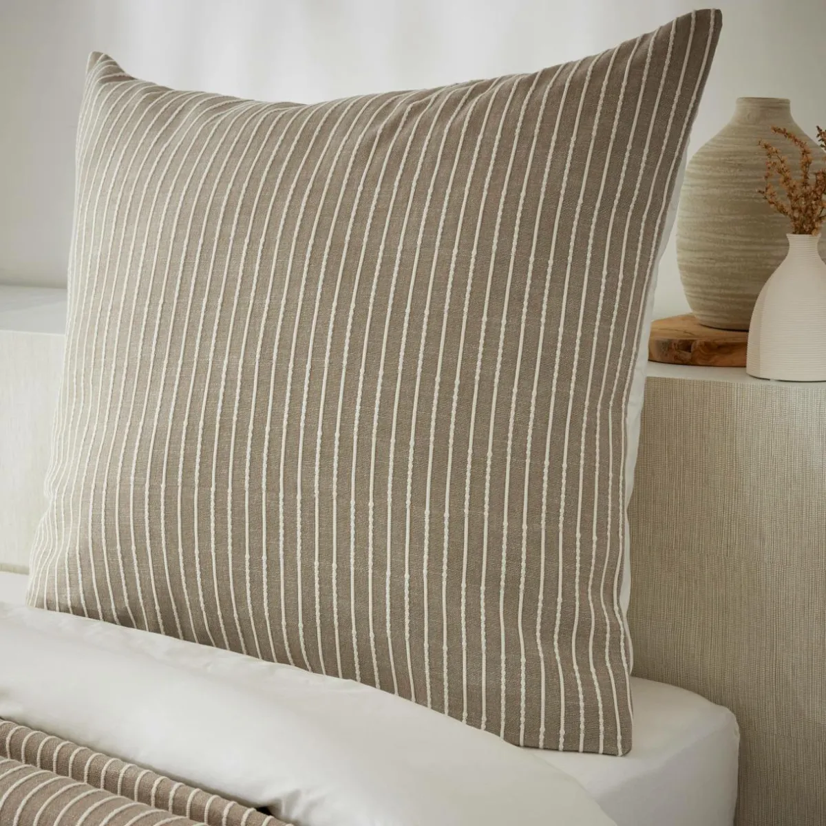EMINZA Taie d'oreiller carrée réversible coton texturé et percale (80 x 80 cm) Alice Ecru Sale