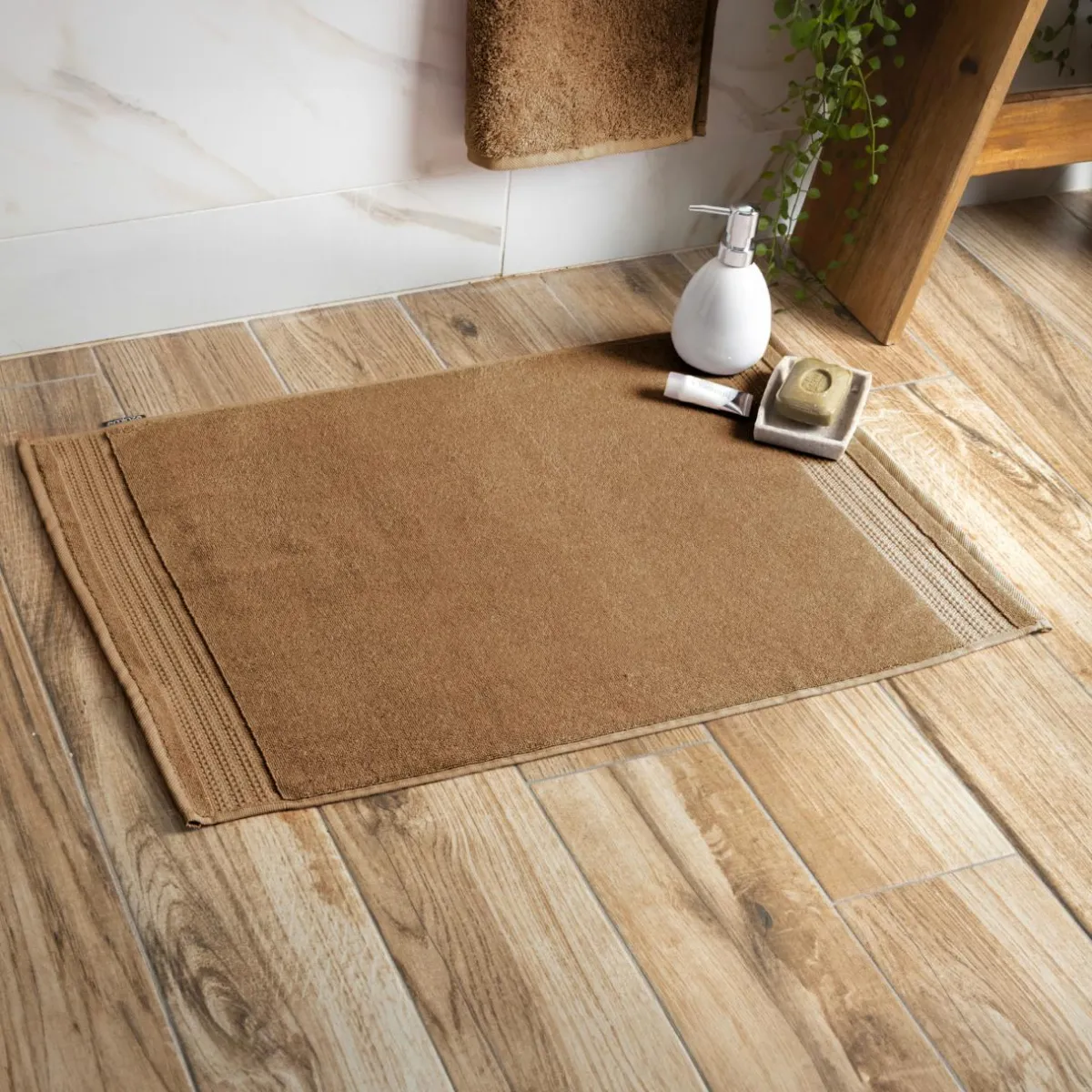 EMINZA Tapis de bain coton bio (50 x 70 cm) Méline Camel Outlet