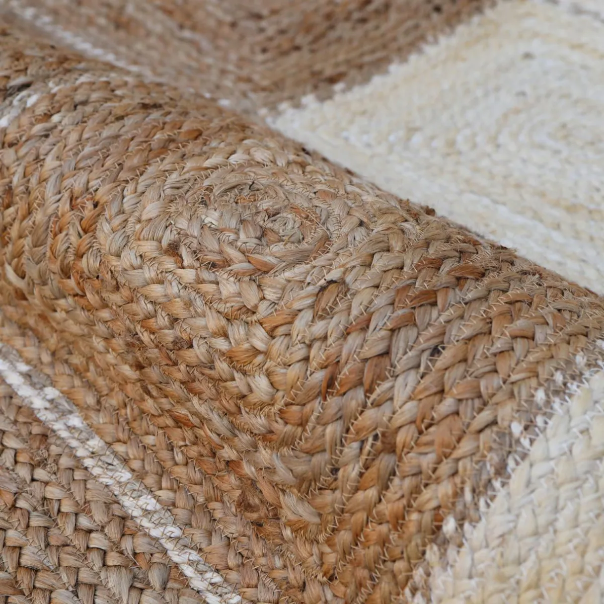 EMINZA Tapis de salon rectangulaire jute tressée main (140 x 200 cm) Advay Beige Sale