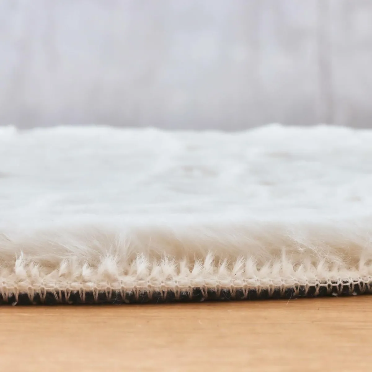 EMINZA Tapis rond fausse fourrure (80 cm) Finn Blanc Outlet