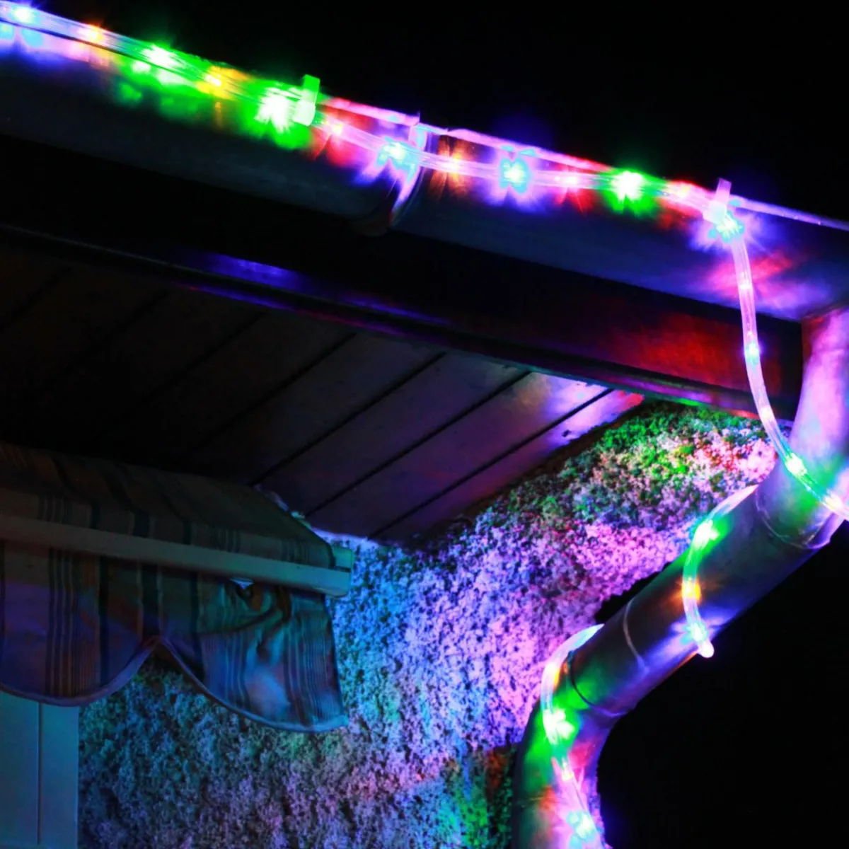 Feeric Lights & Christmas Tube lumineux 324 LED (18 m) Multicolore Clearance
