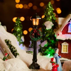KAEMINGK Village de Noël lumineux et animé (H31 cm) Aventures d'hiver Multicolore New