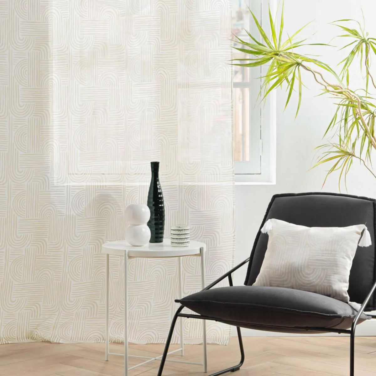 DOUCEUR D'INTERIEUR Voilage œillets (140 x 240 cm) Pandore Blanc Sale